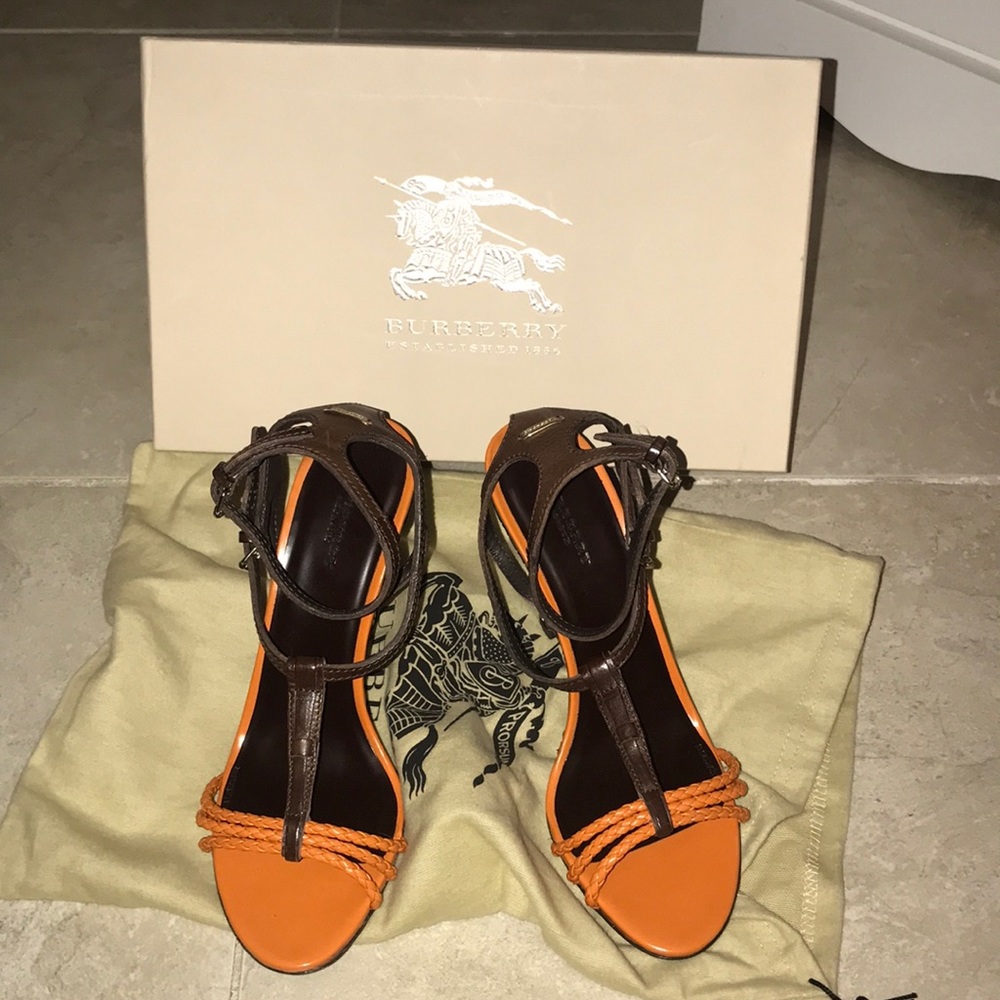 Strapy Sandal wedge